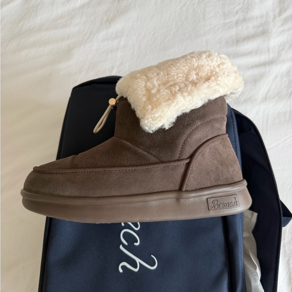 BRUNCH NTW Size 6 Brown Suede Boots with Cream Fur Lining